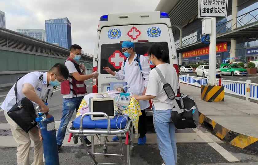 且末县救护车出租公司